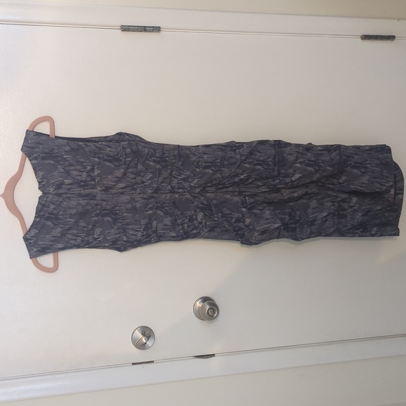 Le Chateau ruched denim dress size small - Picture 5 of 5